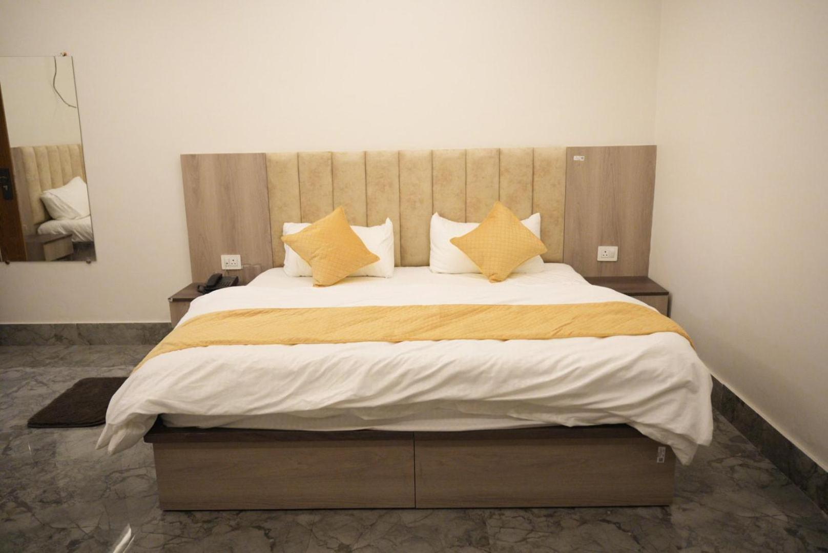 Hotel Harry Rishikesh Luaran gambar