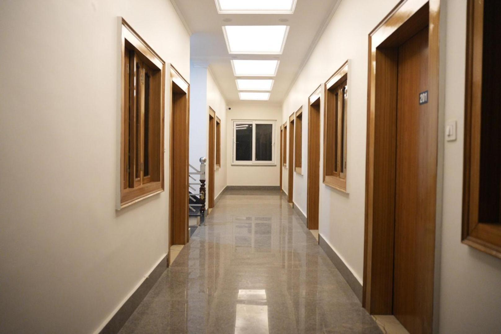 Hotel Harry Rishikesh Luaran gambar